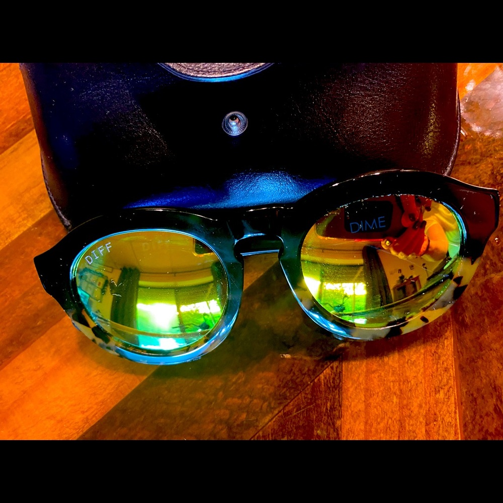 Diff Sunglasses - image 1